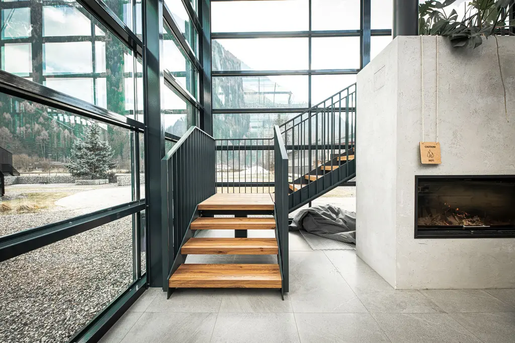 Treppe im Glasanbau