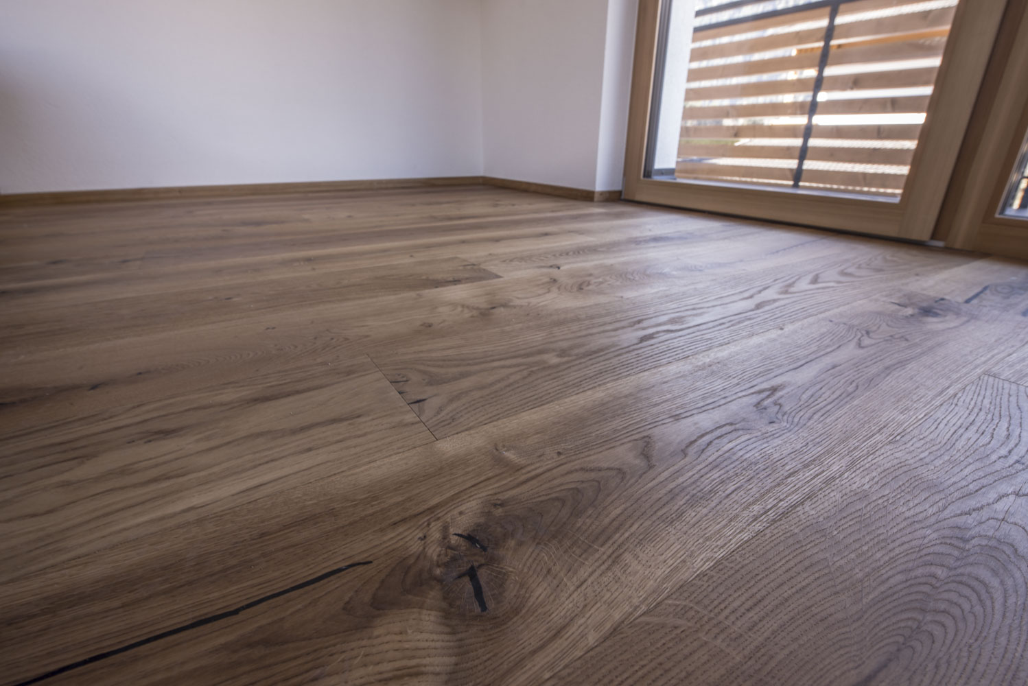 Holzdielen im Wohnraum