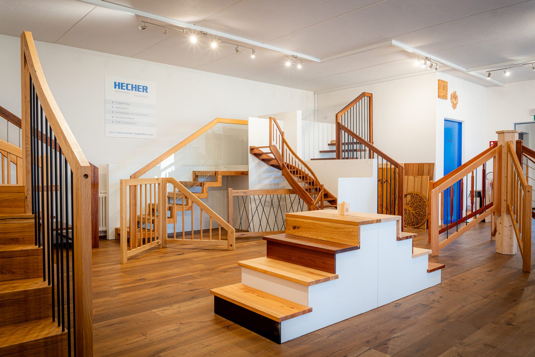 Treppenmodelle in der Ausstellung von Hecher in Gais